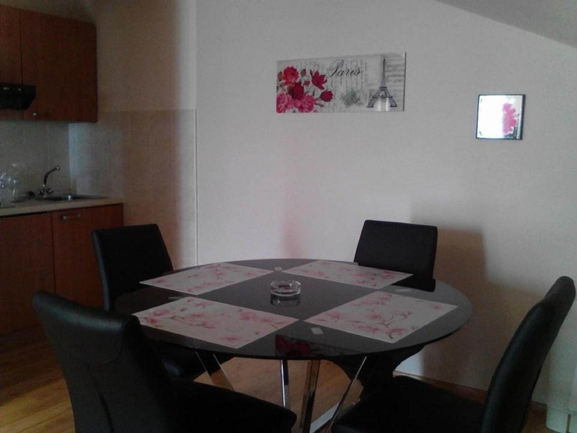 Hotel Neva Podstrana Rom bilde