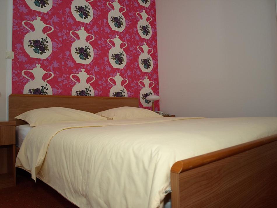 Hotel Neva Podstrana Eksteriør bilde