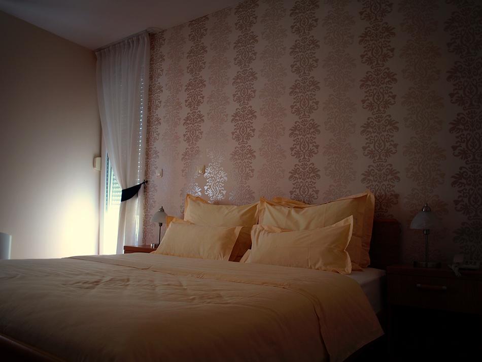 Hotel Neva Podstrana Rom bilde